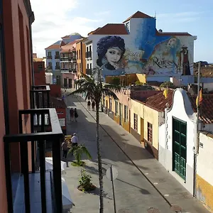https://cozy-apartment-in-old-quarter-of-puerto-de-la-cruz.in-canary-islands.com